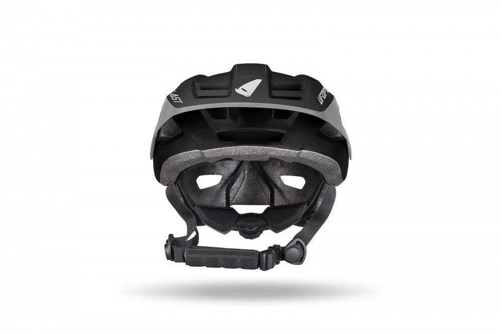 DEFCON THREE MOUNTAIN BIKE HELMET BLACK AND GRAY